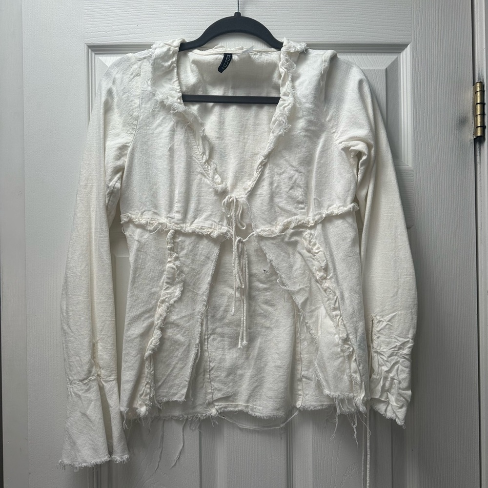 Women's White Ruffled Top